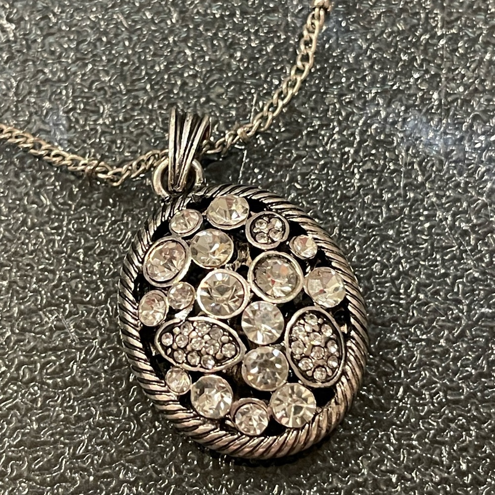Silver Toned Pendant with Crystals and Silver Chain